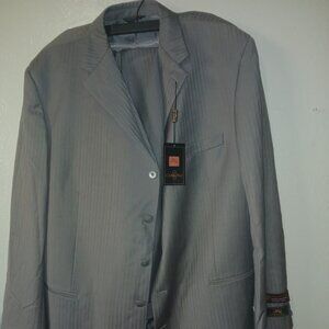 Caravelli Men’s Gray 2-Piece Suit Blazer & Pants Size 50L / 46W